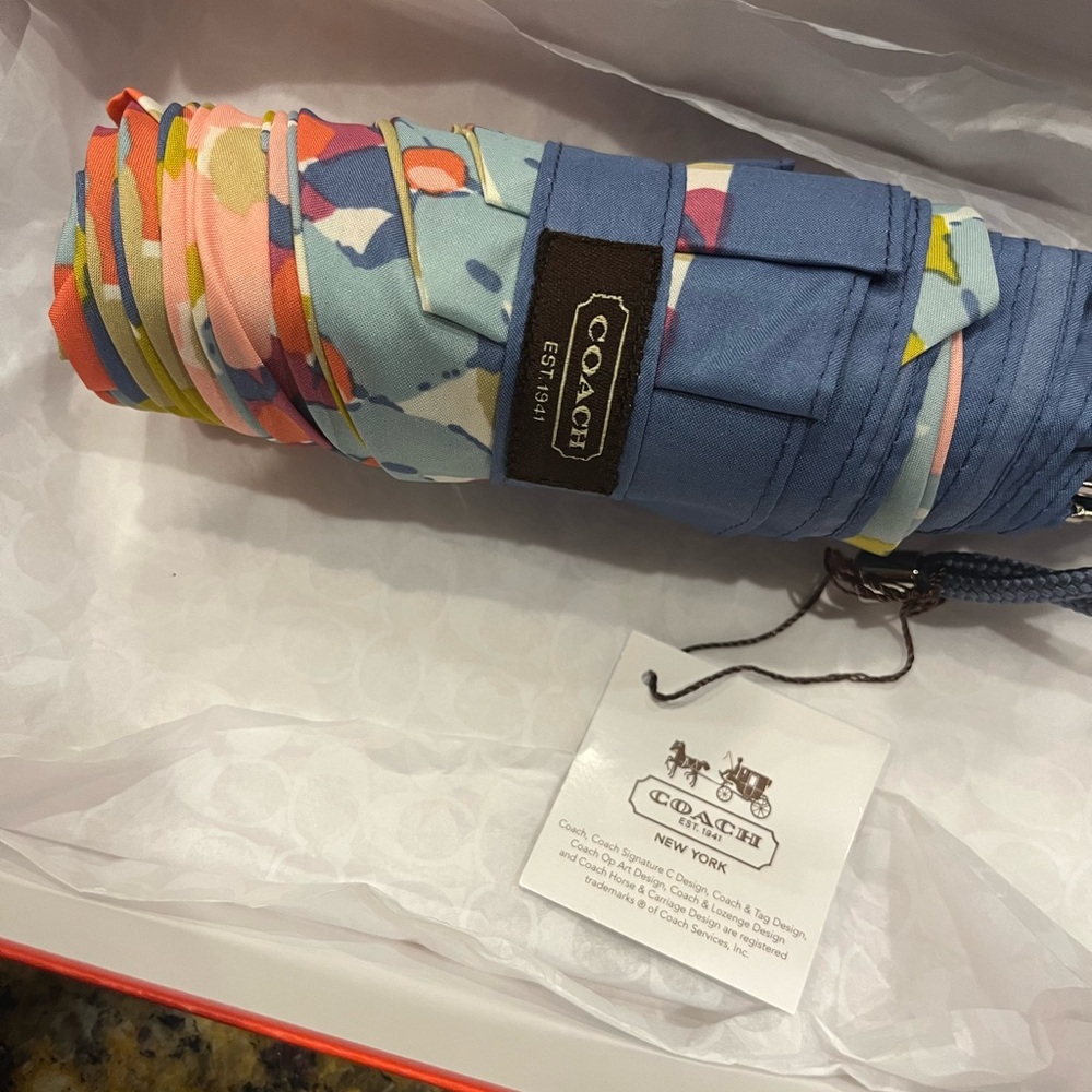 Rare COACH Floral Umbrella - Picture 5 of 6